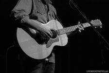 Ari Hest